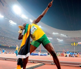 开云体育平台APP-阿尔瓦雷斯一剑封喉，阿森纳客场斩落黄色潜水艇晋级在望